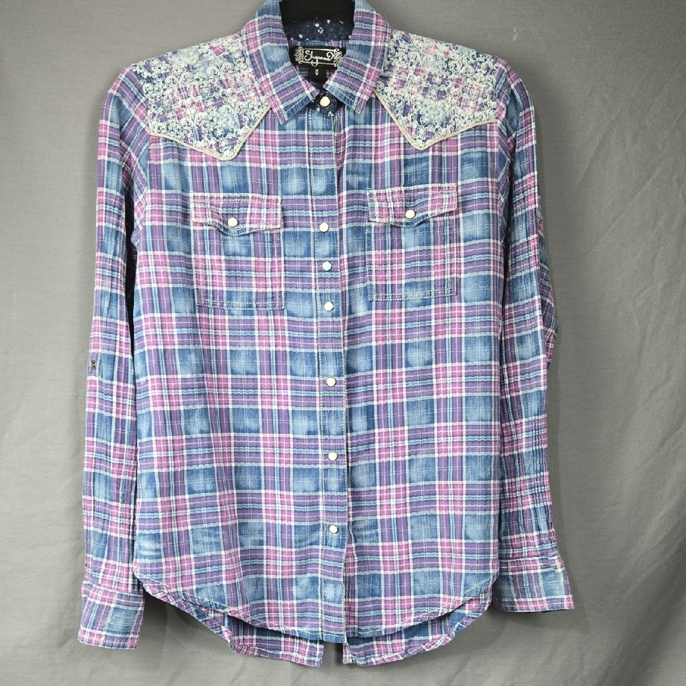 Shyanne Small Plaid Snap Button Closure Ebroidered Lace Style Yoke